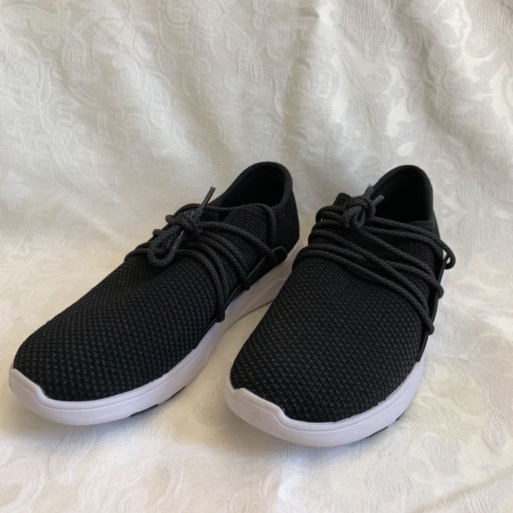 NEVER WORN Vessi Footwear Black Sneakers